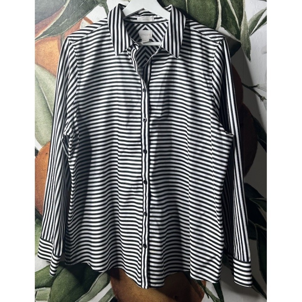Chicos Size 2 US Large No Iron Striped Black & White Button Down Shirt Cotton